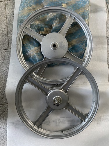 Ruote piaggio originali - piaggio, si